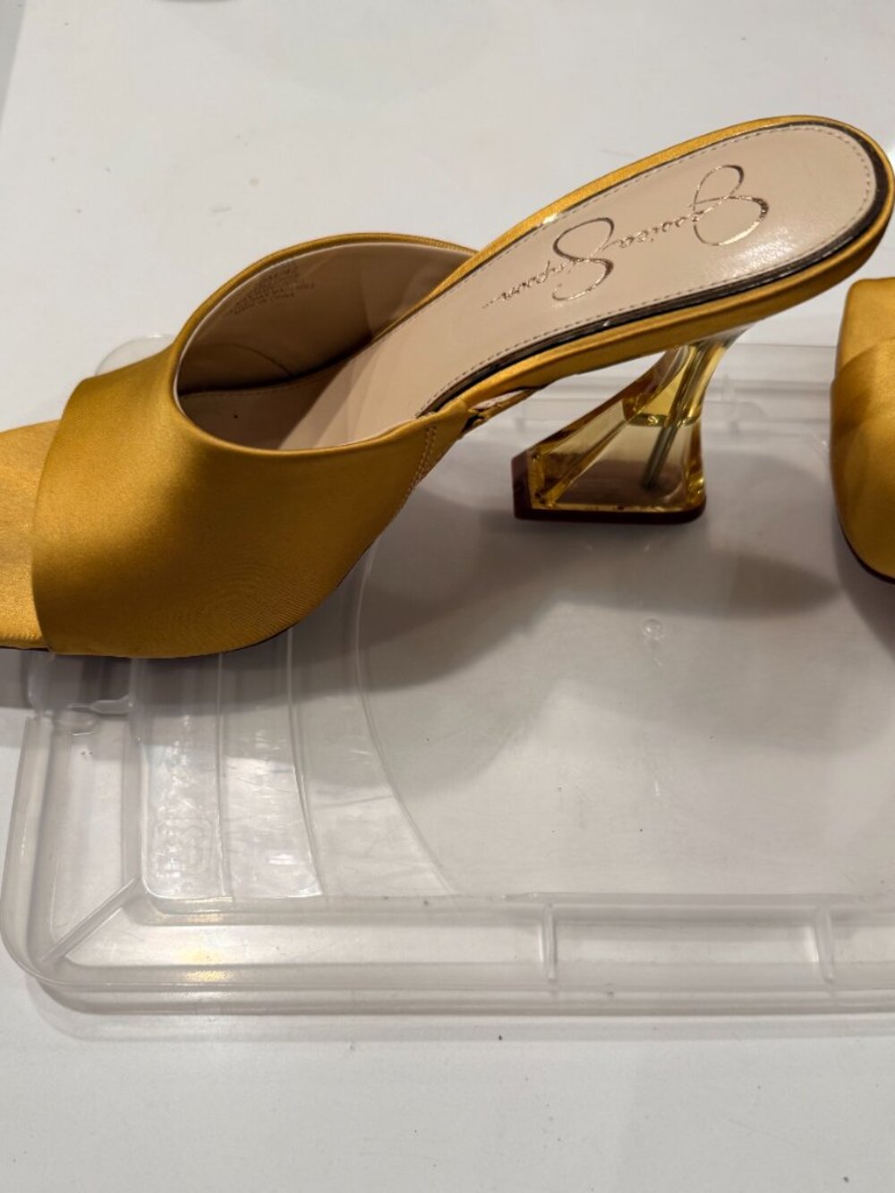 Jessica Simpson Sandals - Picture 2 of 3